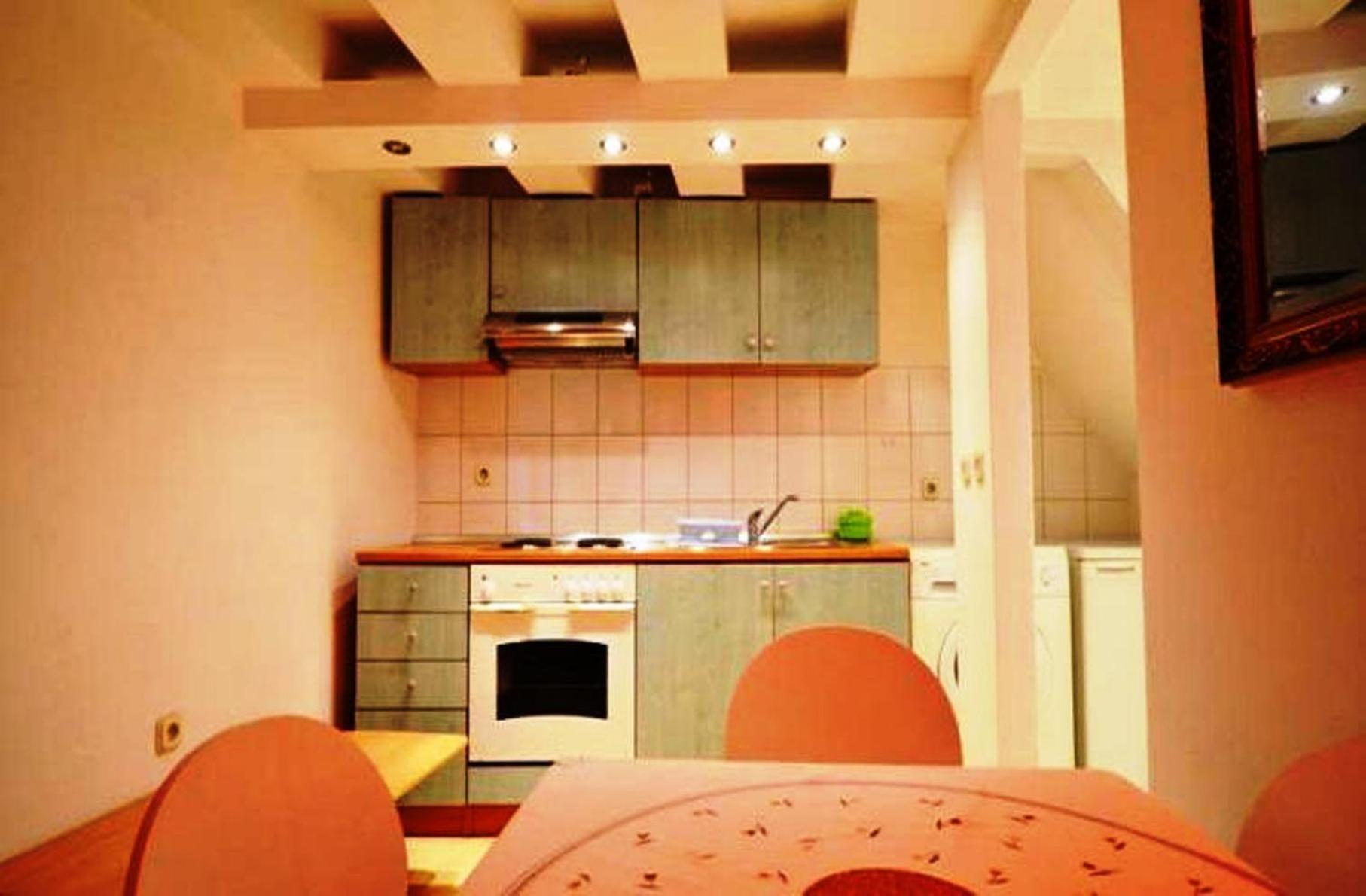 Excelsior Apartments 罗维尼 外观 照片