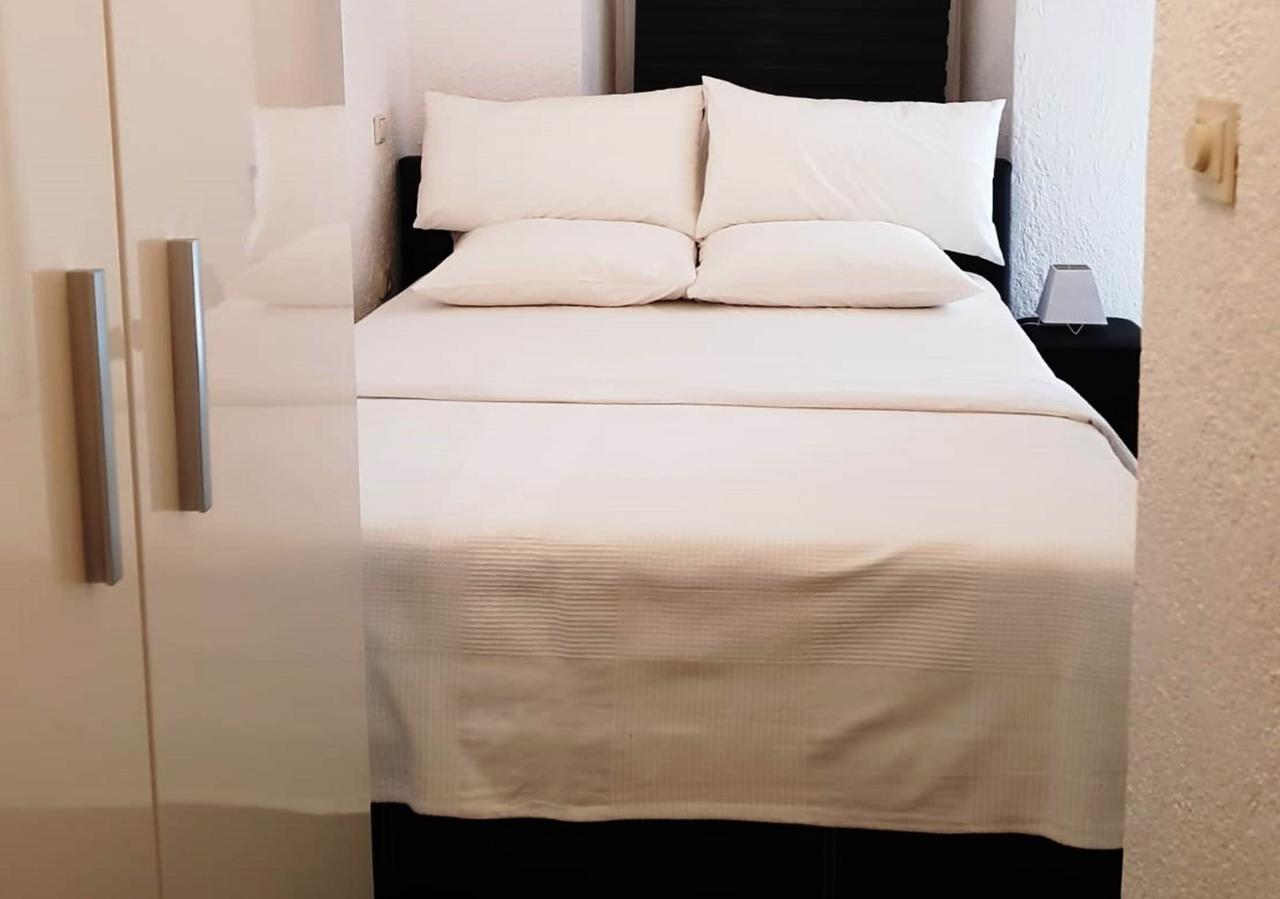 Excelsior Apartments 罗维尼 外观 照片